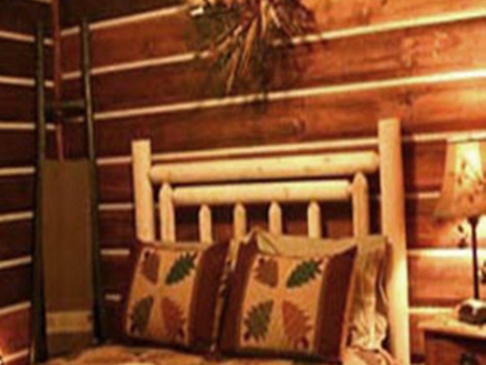 The Inn At Narrows Creek DuBois Room photo